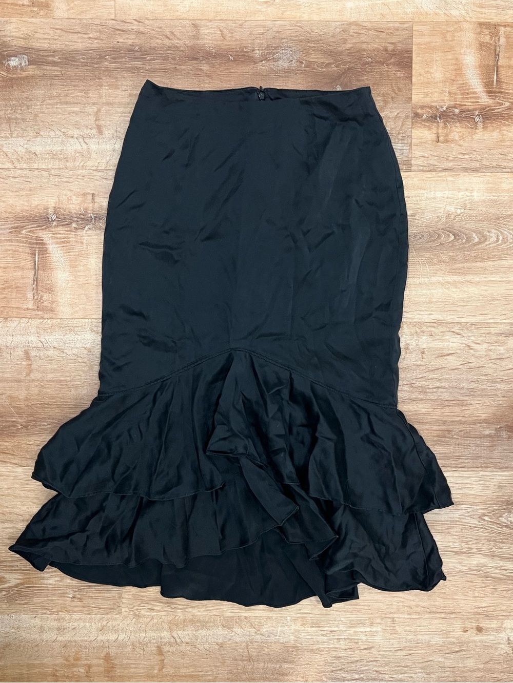 Cinq à Sept 100% Silk Black Ruffle Midi Skirt